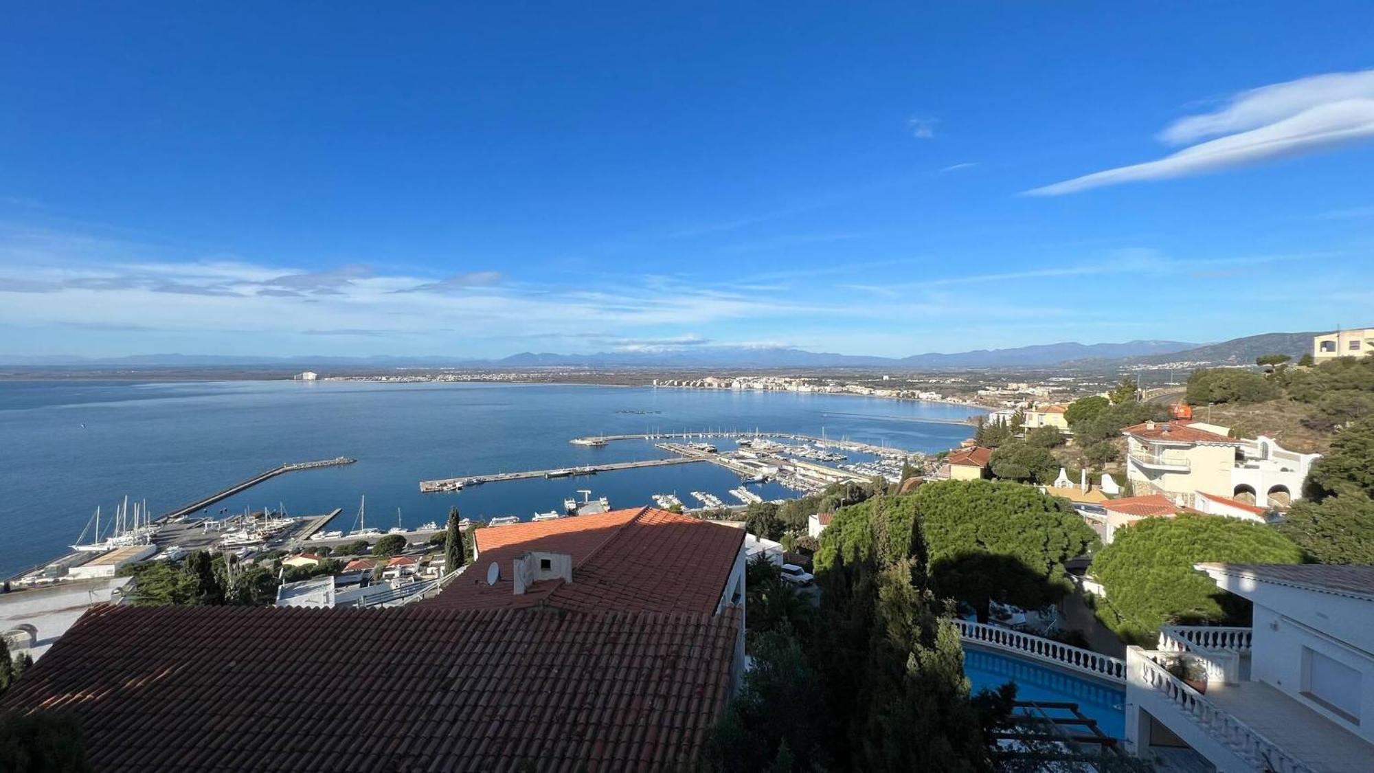 Apartamento Casa Linda Con Vistas Espectaculares Roses Eksteriør bilde